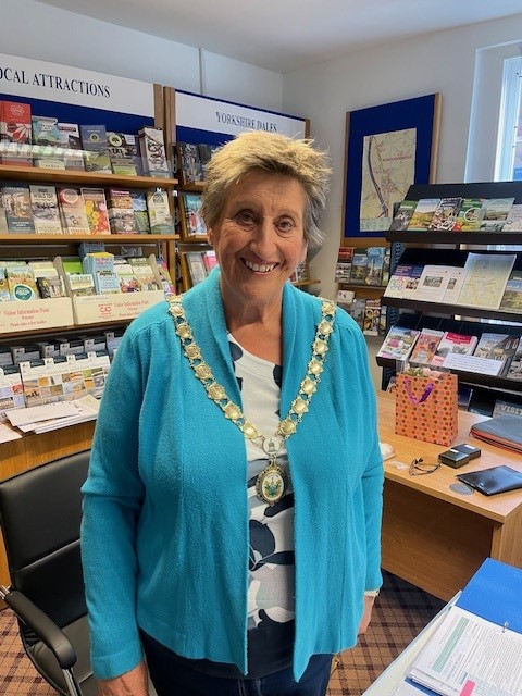 Cllr Pauline Phillips retains the role of Mayor for a second term of office.